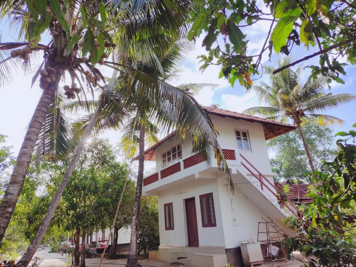 Achayans Homestay Mararikulam Bed & Breakfast